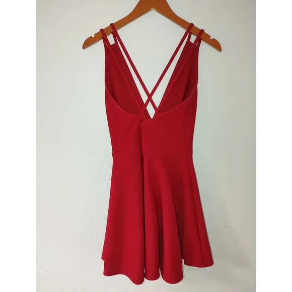 🆕 Red dress - Picture 4 of 13